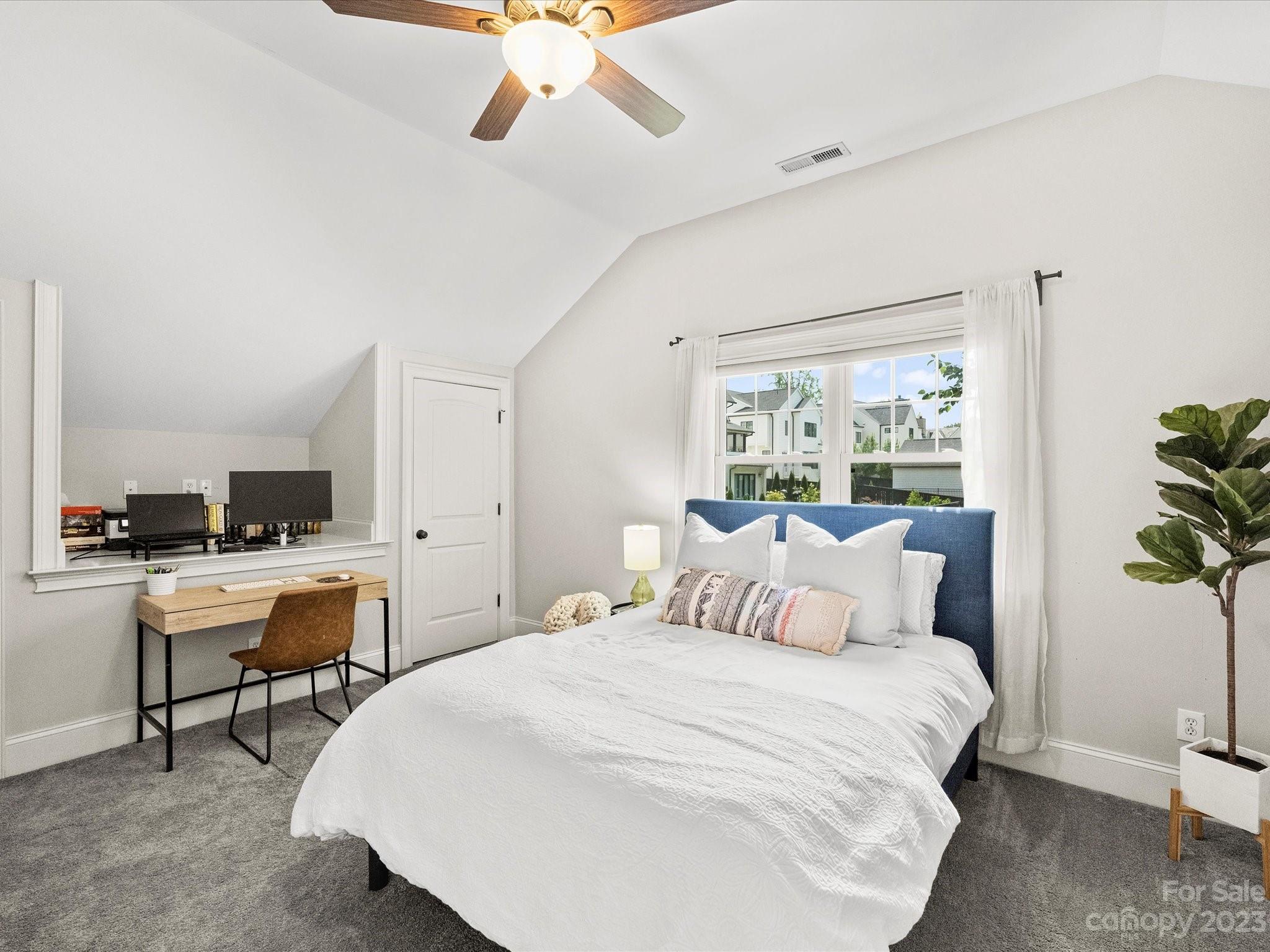 1717 Brook Road Charlotte, NC 28205 - Photo 29 of 46 Gallery Image 29