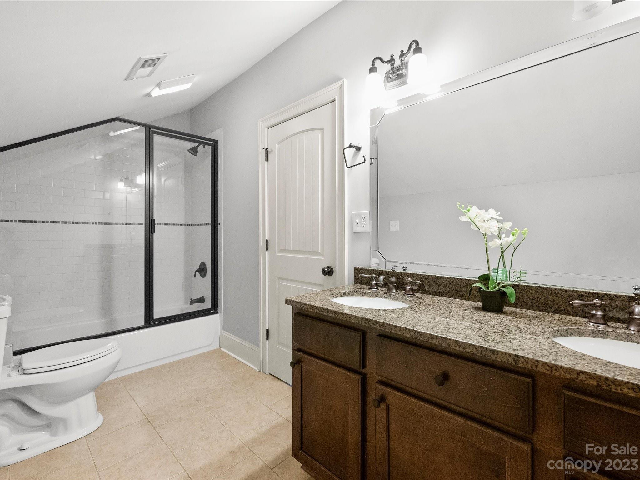 1717 Brook Road Charlotte, NC 28205 - Photo 31 of 46 Gallery Image 31