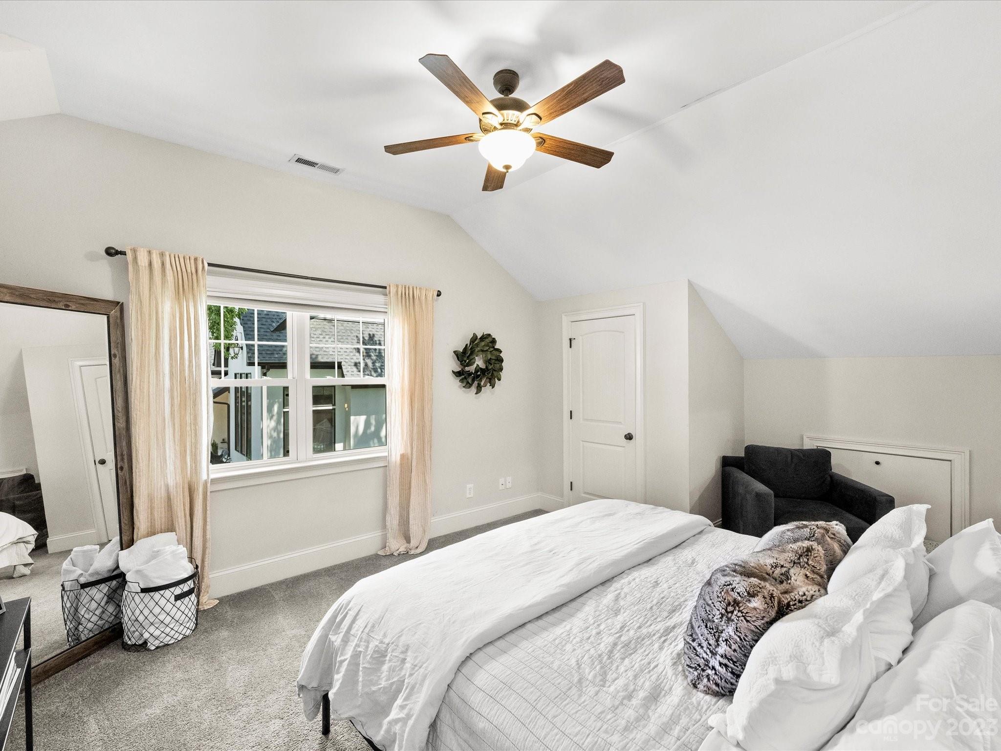 1717 Brook Road Charlotte, NC 28205 - Photo 34 of 46 Gallery Image 34