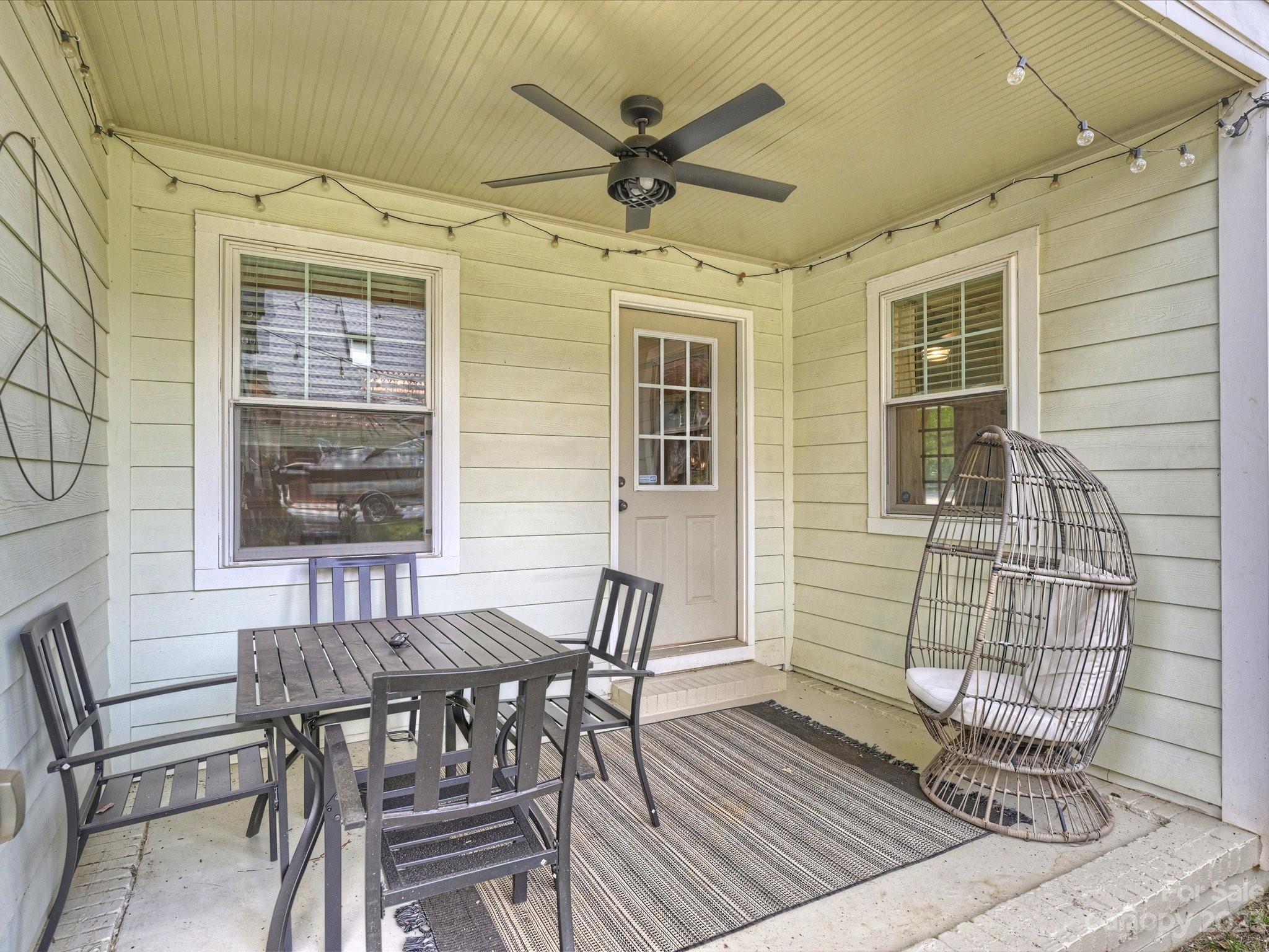 1717 Brook Road Charlotte, NC 28205 - Photo 43 of 46 Gallery Image 43