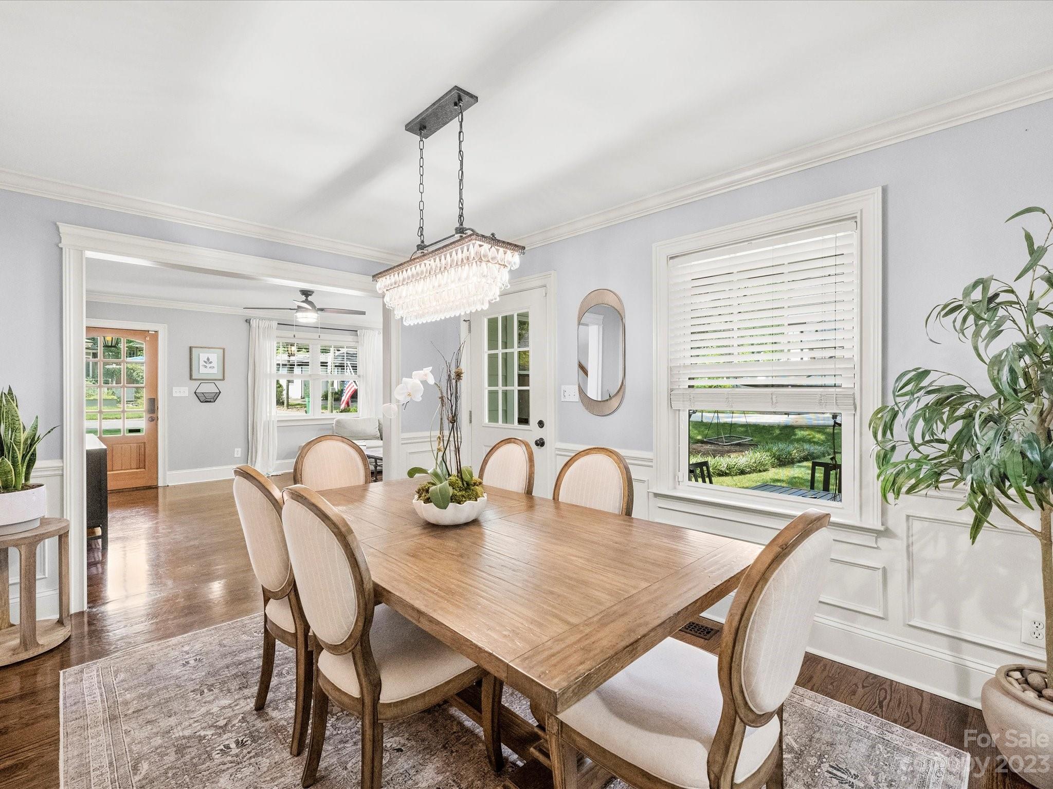 1717 Brook Road Charlotte, NC 28205 - Photo 10 of 46 Gallery Image 10
