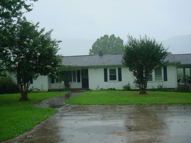154 Elk Fork Road Pioneer, TN 37847 - Photo 1 of 6 154 elk fork rd