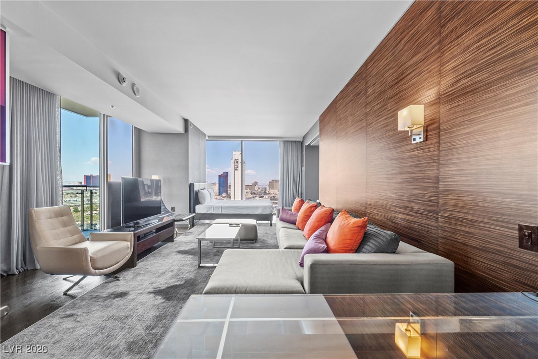 4381 West Flamingo Road, Unit 21302 Las Vegas, NV 89103 - Photo 2 of 61