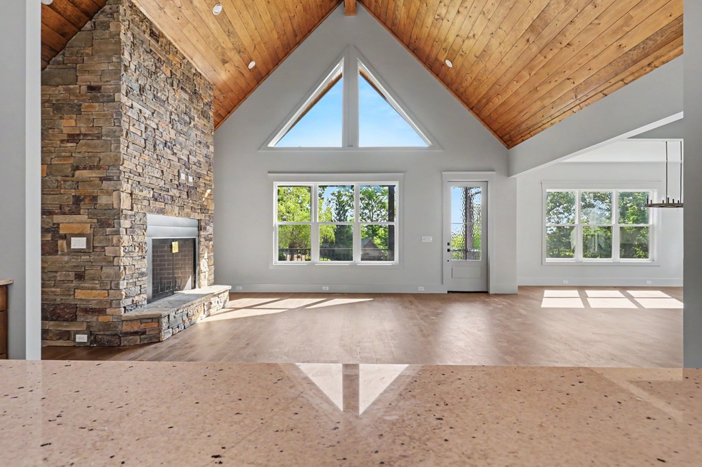 383 Rustic Barn Trail Morganton, GA 30560 - Photo 12 of 66