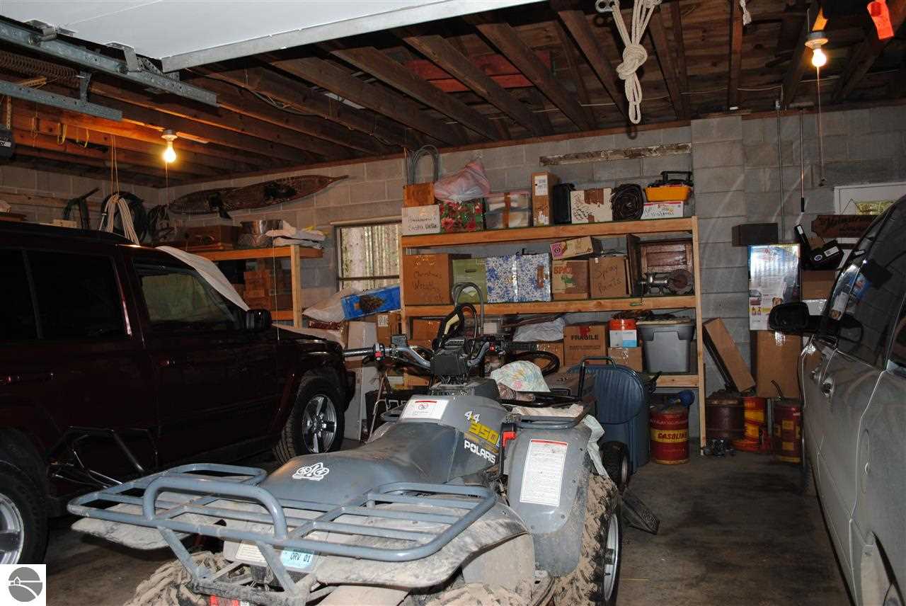 5564 East 50 Road Cadillac, MI 49601 - Photo 24 of 27 1792872-23.JPG
