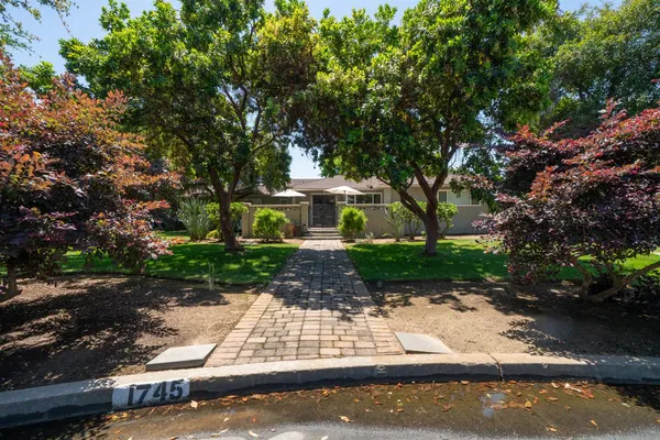 $630,000 | 1745 West San Madele Avenue, Fresno, CA 93711