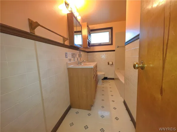 $199,900 | 160 Weyand Avenue, Buffalo, NY 14210