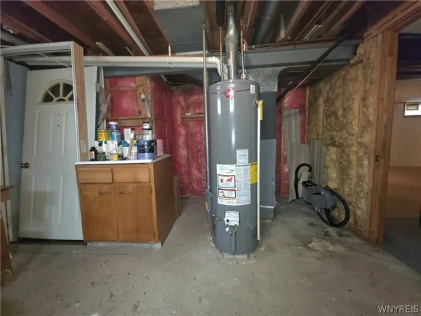 $199,900 | 160 Weyand Avenue, Buffalo, NY 14210
