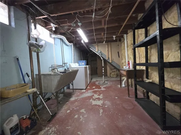 $199,900 | 160 Weyand Avenue, Buffalo, NY 14210