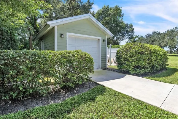 $394,900 | 2124 Northeast Voss Oaks Circle, Arcadia, FL 34266