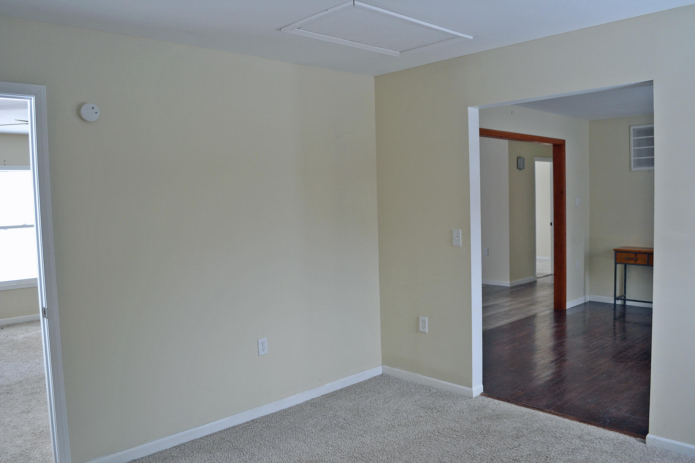 740 Imperial Road Valparaiso, IN 46385 - Photo 11 of 33 2304x1536