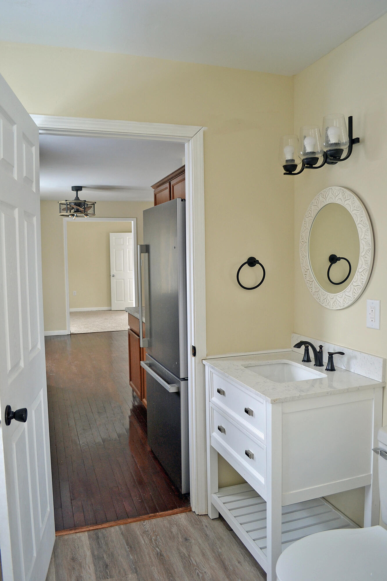 740 Imperial Road Valparaiso, IN 46385 - Photo 24 of 33 1333x2000