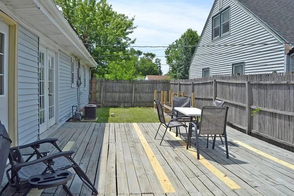 $219,000 | 740 Imperial Road, Valparaiso, IN 46385