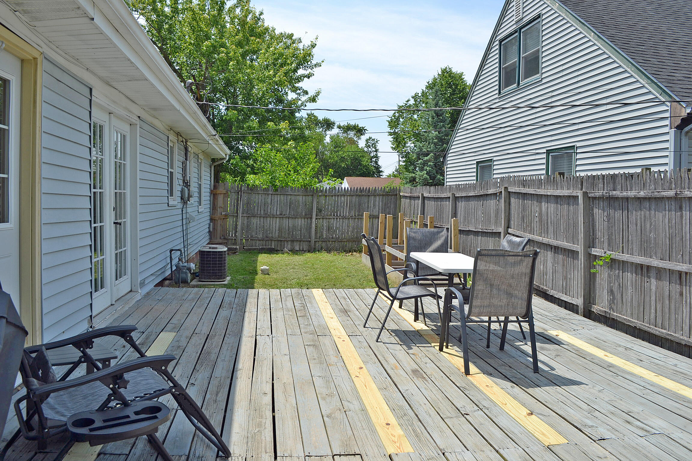 740 Imperial Road Valparaiso, IN 46385 - Photo 28 of 30 a view of a chairs and table on the deck