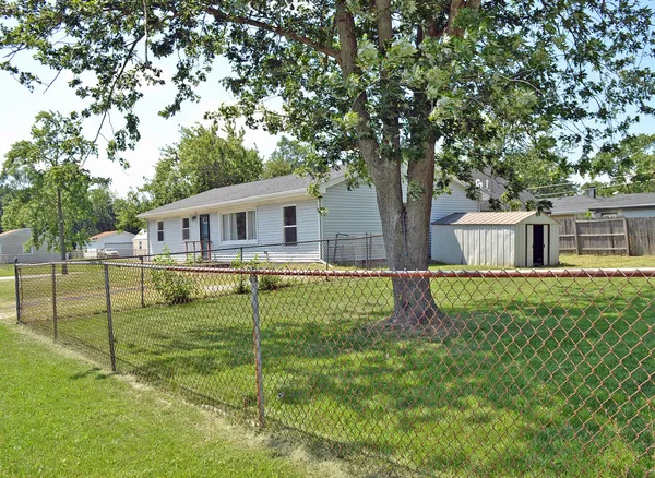 $219,000 | 740 Imperial Road, Valparaiso, IN 46385