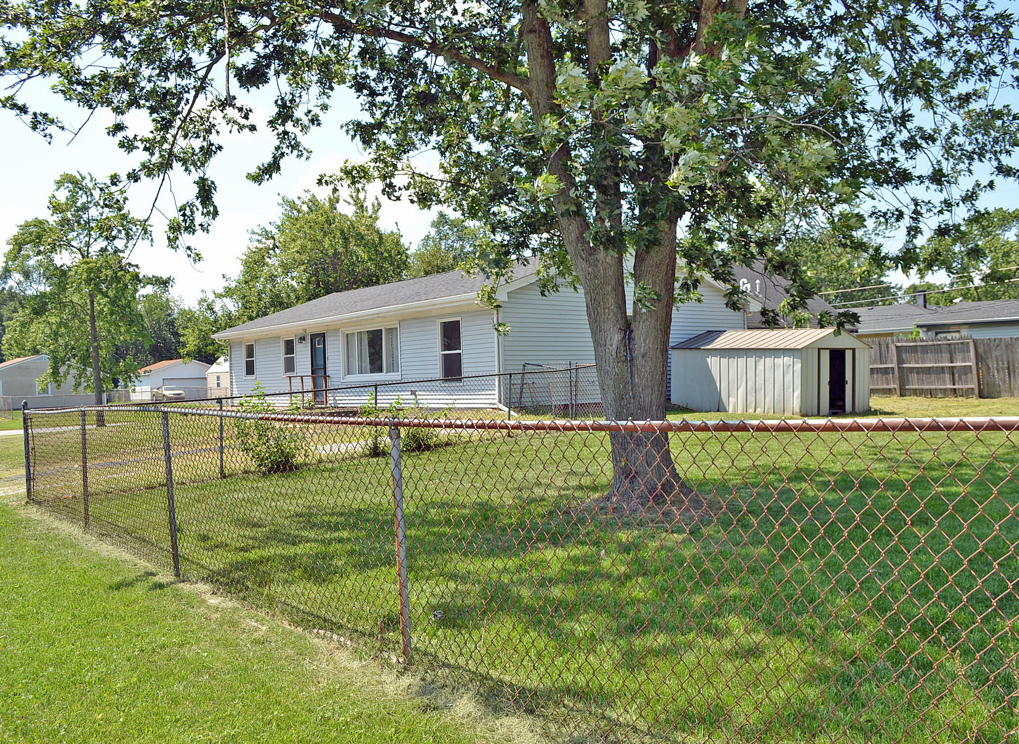 740 Imperial Road Valparaiso, IN 46385 - Photo 33 of 33 2058x1503