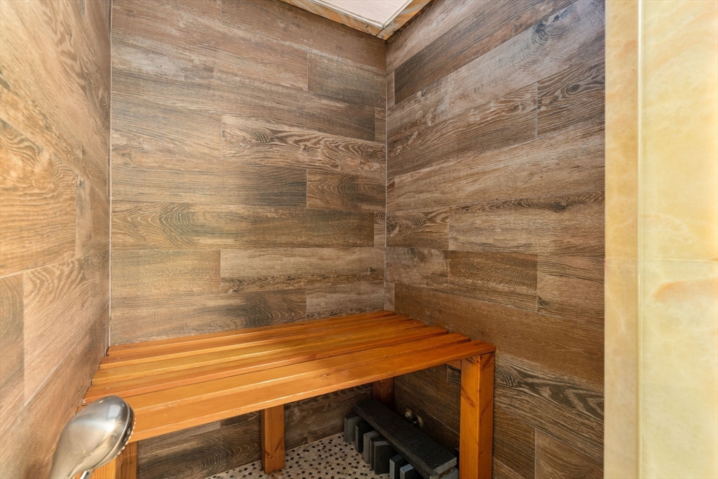 6 Henchman Street, Unit 46 Boston, MA 02113 - Photo 17 of 30