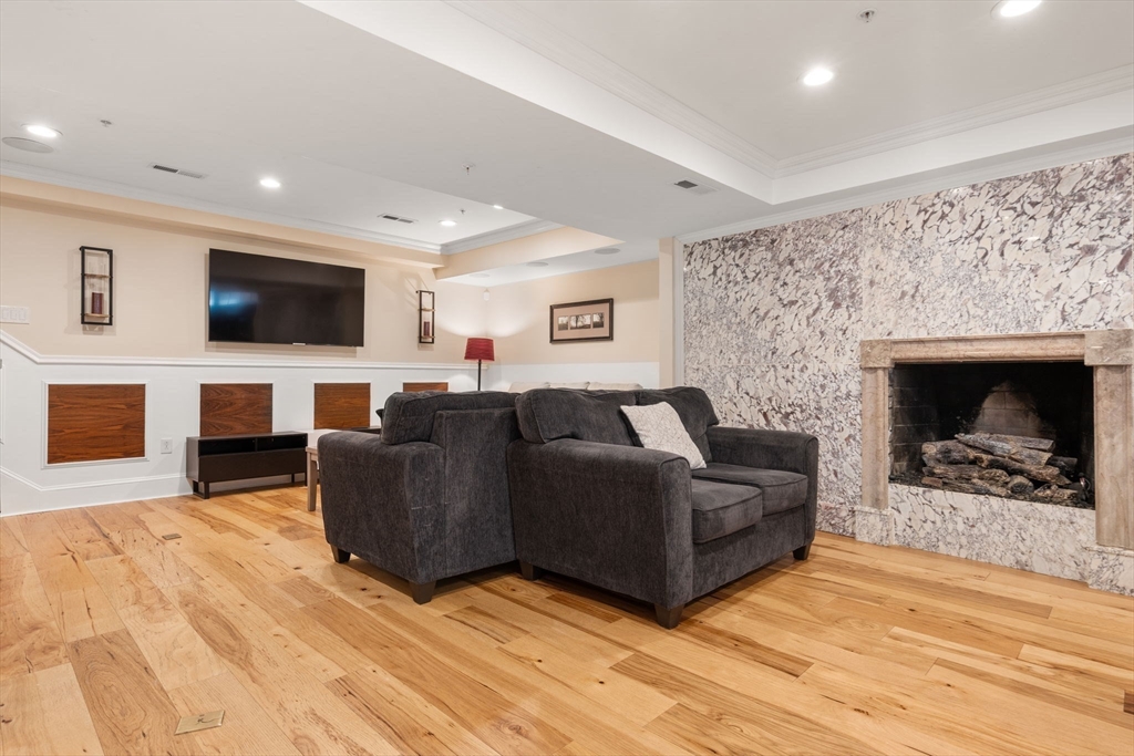 6 Henchman Street, Unit 46 Boston, MA 02113 - Photo 5 of 30