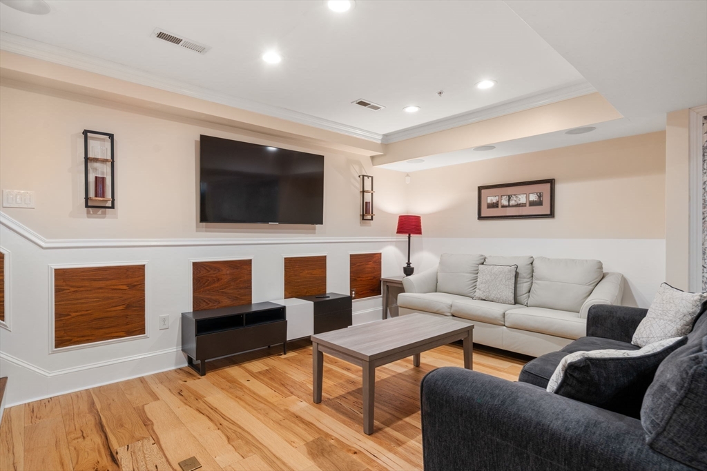 6 Henchman Street, Unit 46 Boston, MA 02113 - Photo 6 of 30