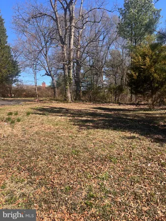 $460,000 | 2608 Beacon Hill Road, Alexandria, VA 22306