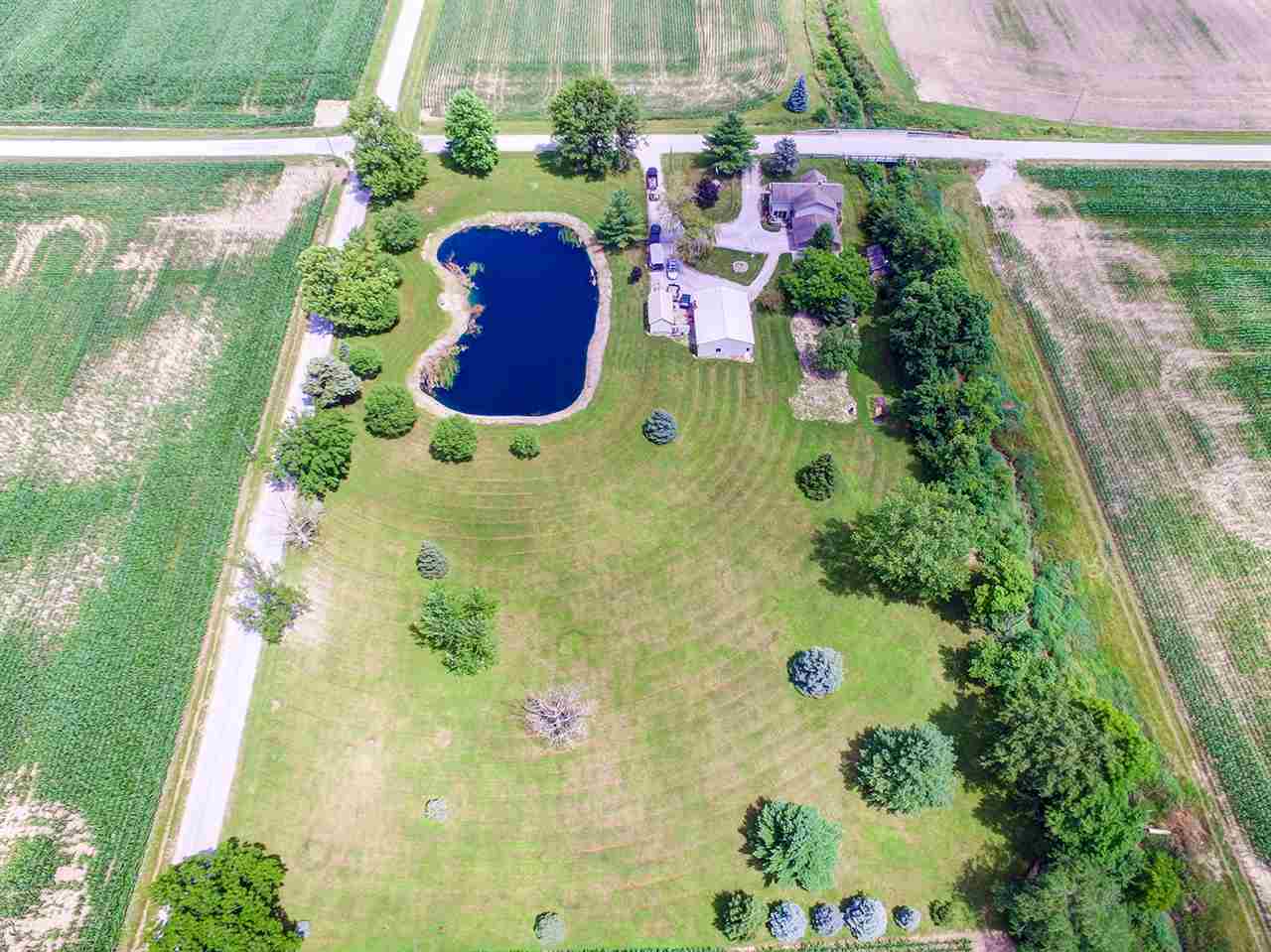 16313 Allen Road Harlan, IN 46743 - Photo 4 of 36