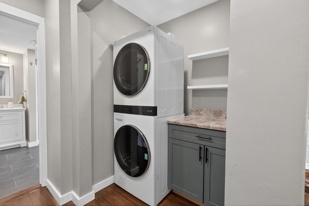 25 Browning Road Somerville, MA 02145 - Photo 4 of 40