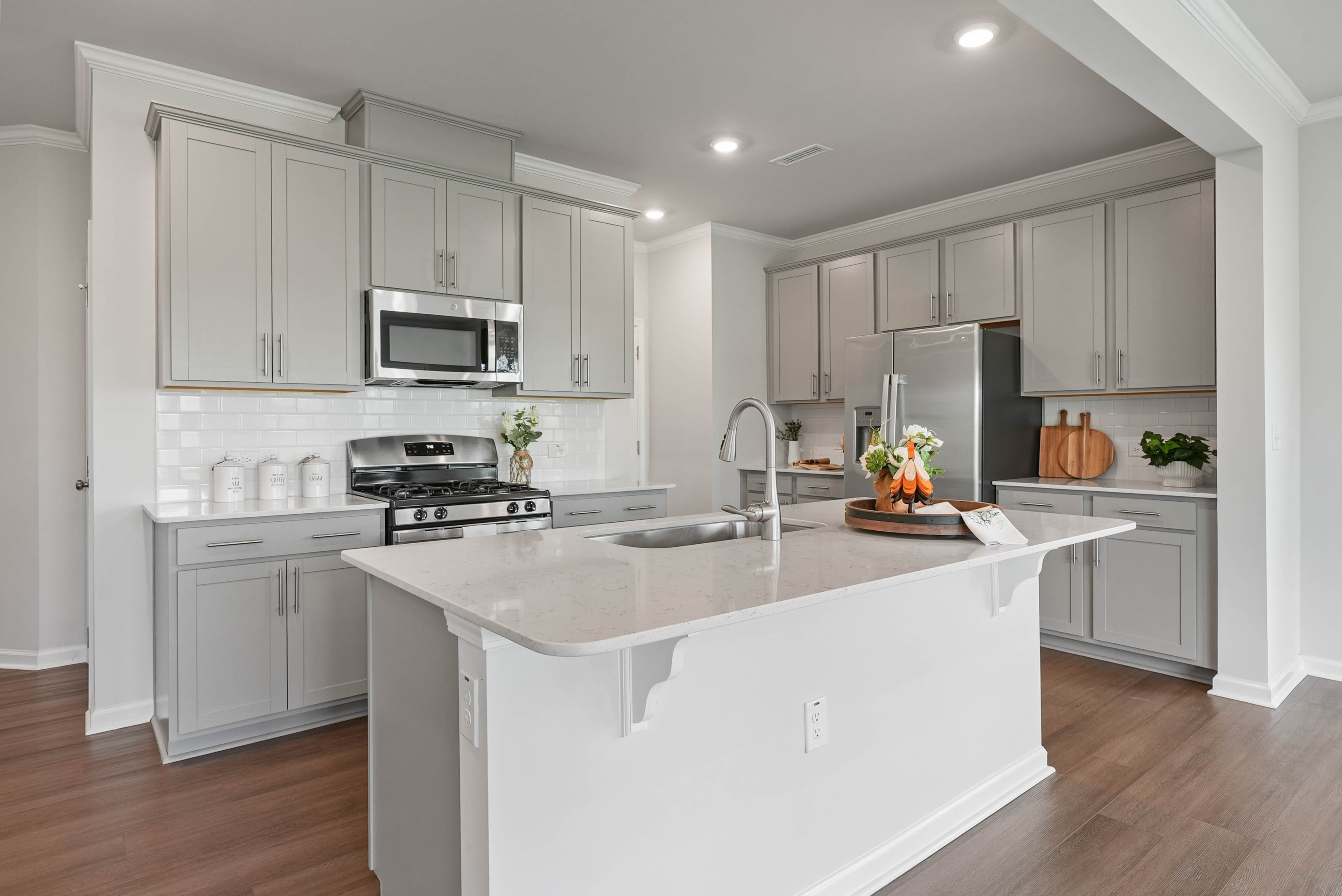 261 Eden View Bend Raleigh, NC 27610 - Photo 7 of 44 done261edenview-8.jpg