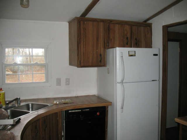 1350 Shell Road, Unit 1 Goodlettsville, TN 37072 - Photo 6 of 7 Kitchen