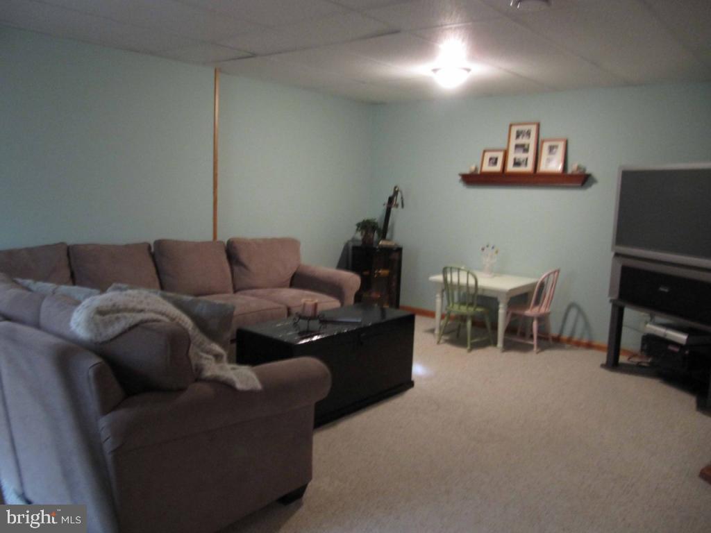 363 Squire Lane Lititz, PA 17543 - Photo 17 of 20