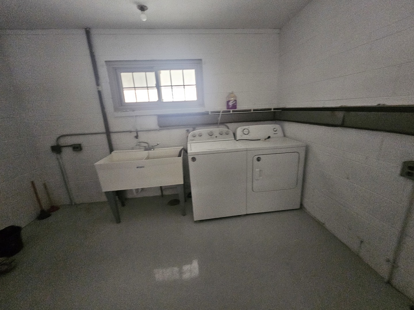 863 North Northwest Highway Park Ridge, IL 60068 - Photo 24 of 31 a utility room with dryer and washer