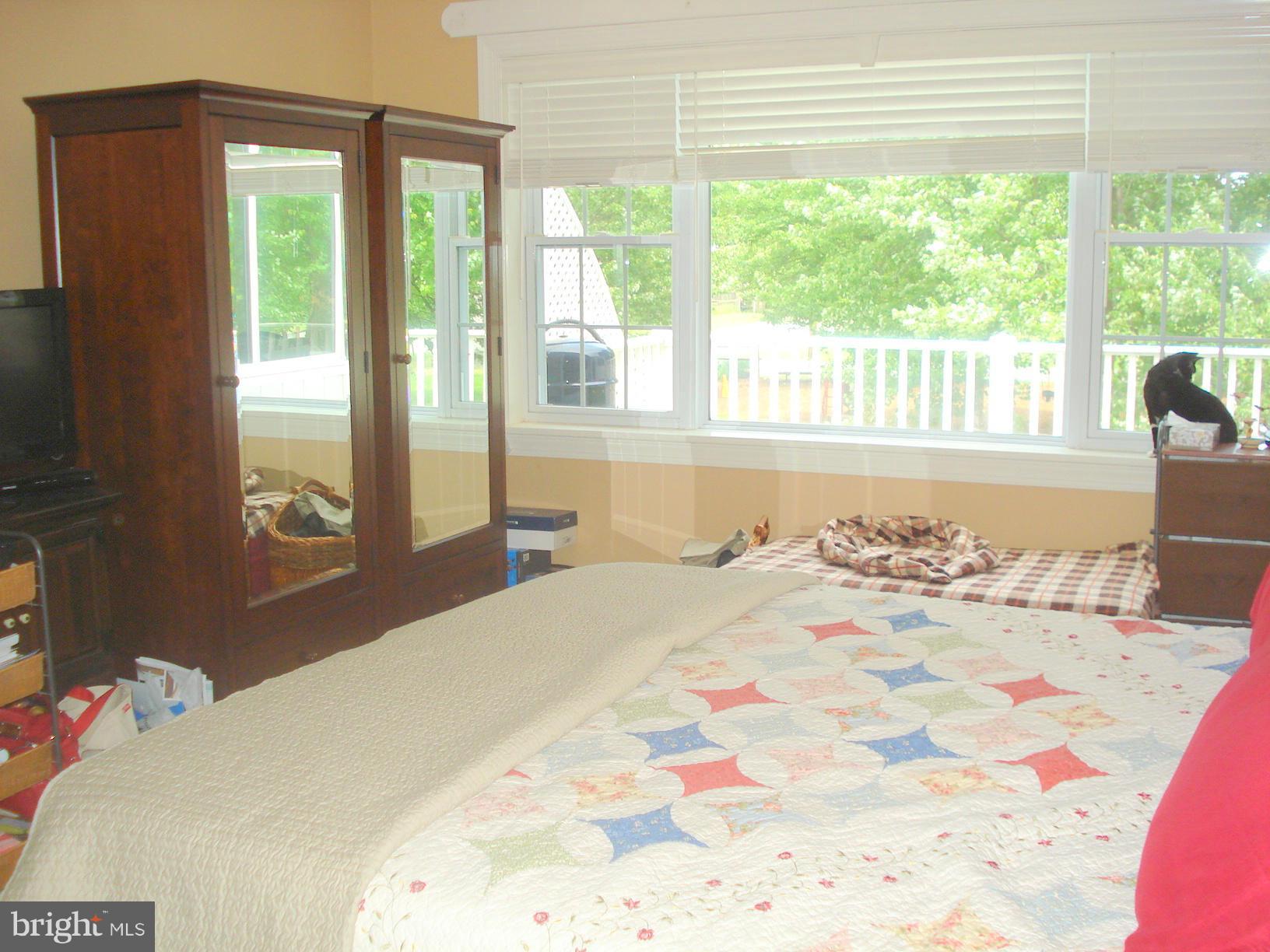 1633 Midland Road Edgewater, MD 21037 - Photo 6 of 28 Bedroom (Master)