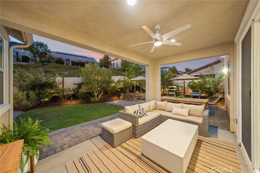 32030 Dayspring Way Temecula, CA 92591 - Photo 7 of 75