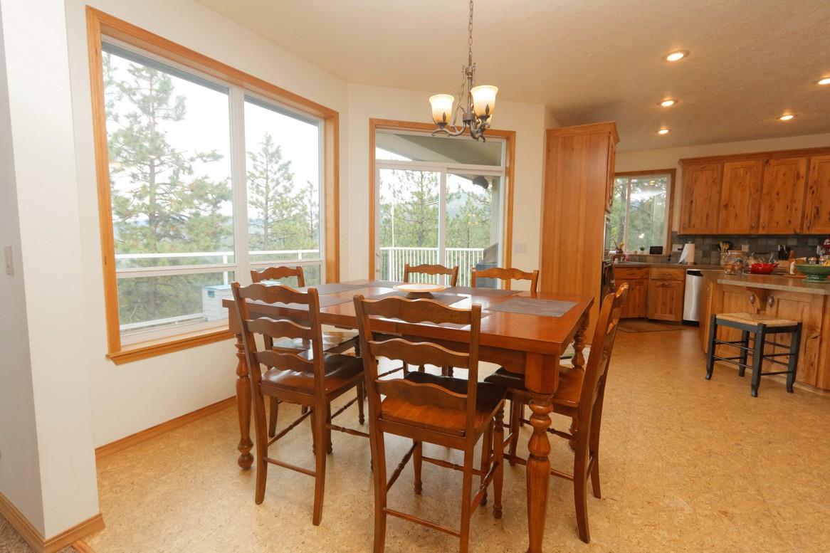 6913 South Saddle Ridge Road Greenacres, WA 99016 - Photo 5 of 20