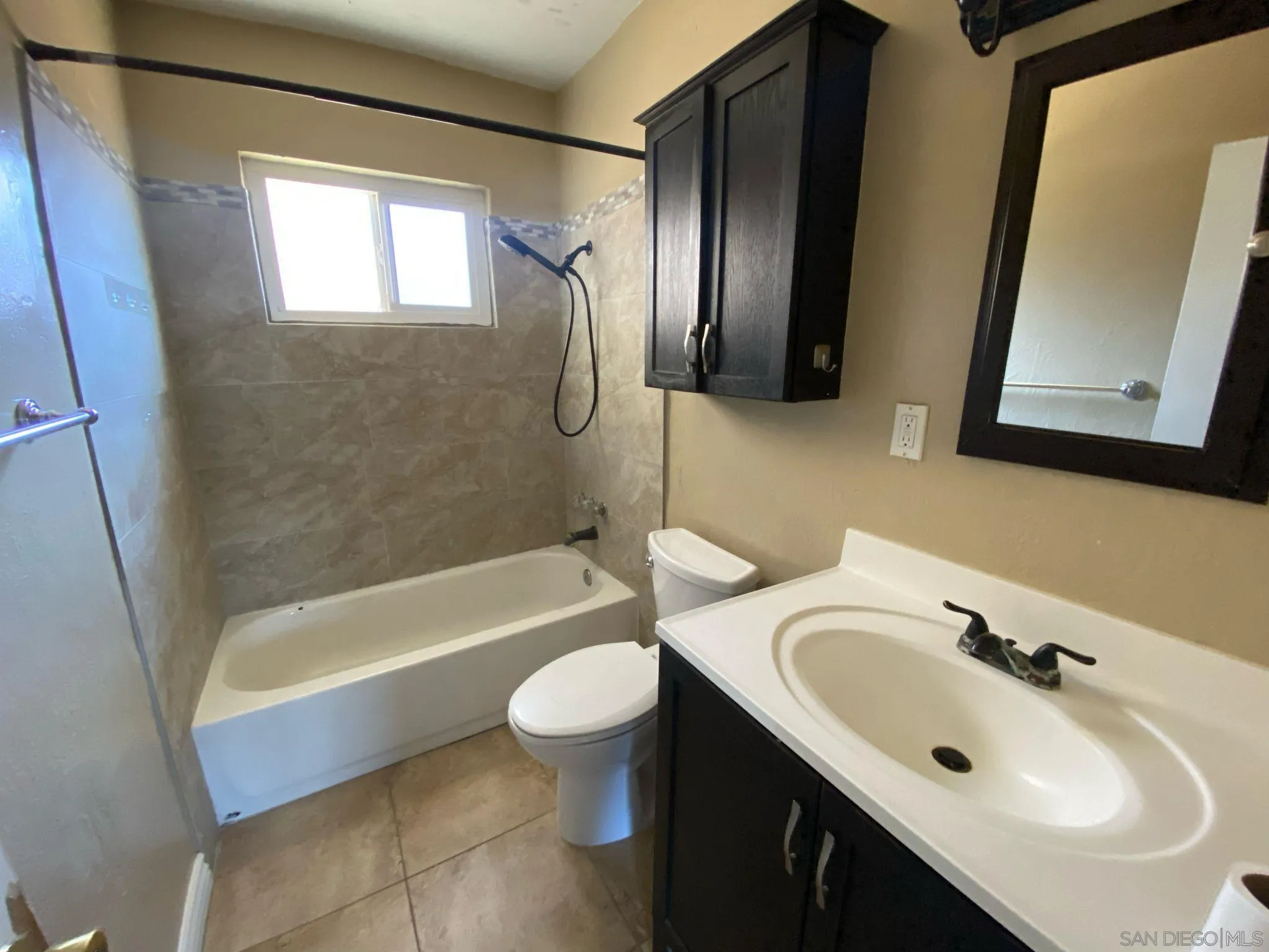 634 Aster Street Escondido, CA 92027 - Photo 11 of 22