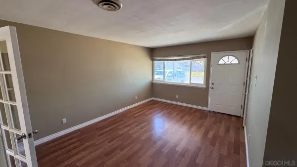 $3,600 | 634 Aster Street, Escondido, CA 92027