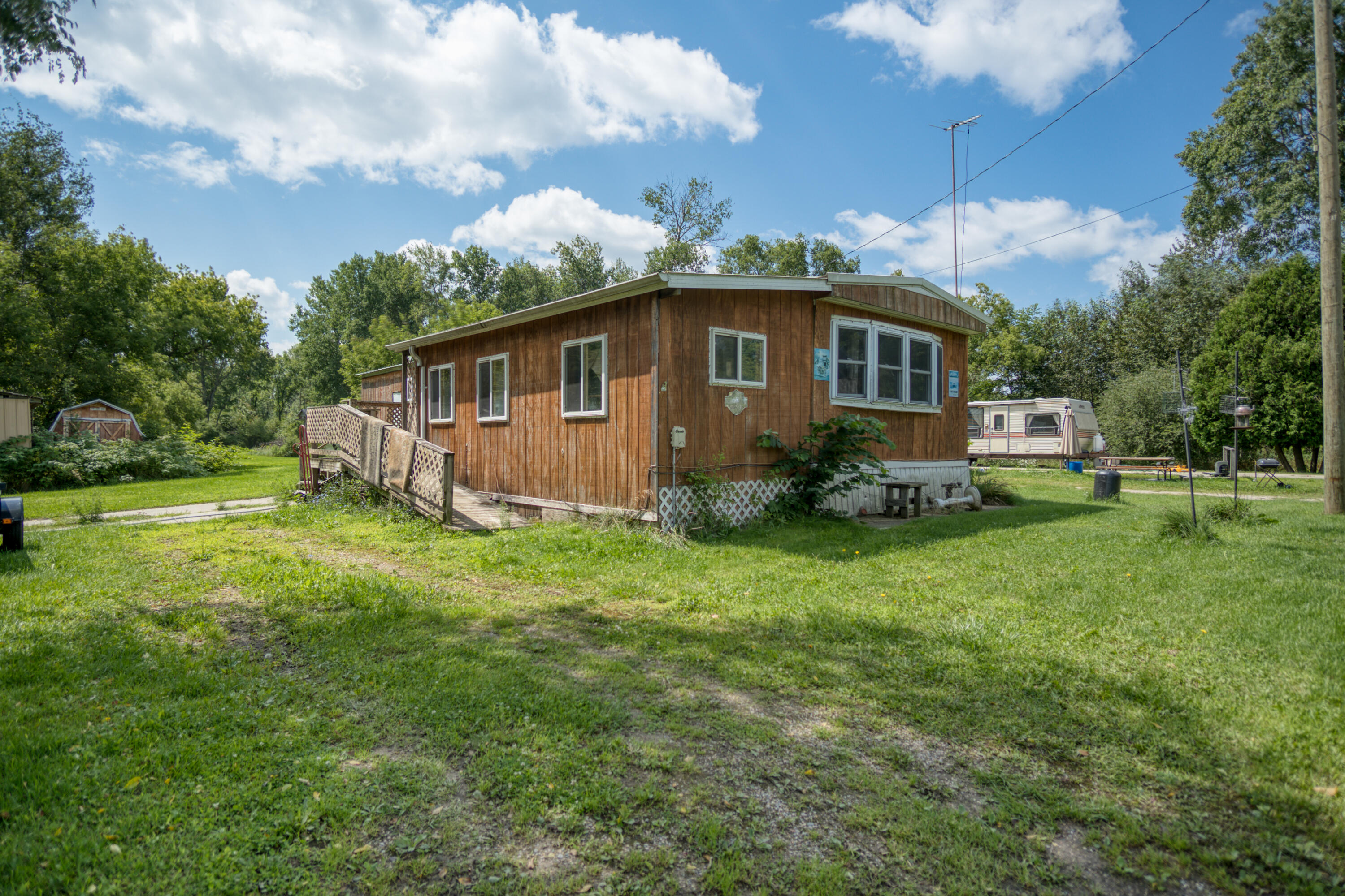 11345 5 Mile Road Morley, MI 49336 - Photo 3 of 28 DSC07335_13