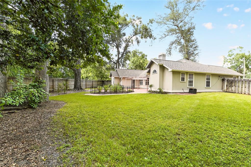 1118 Southwest 82 Terrace Gainesville, FL 32607 - Photo 59 of 77 Gallery Image 59