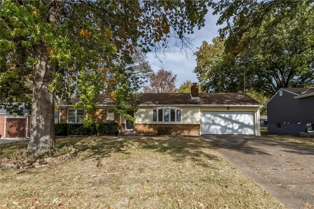 $250,000 | 7600 West 67th Street, Mission, KS 66202