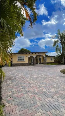 $3,500 | 6624 Osborne Drive, Lake Worth, FL 33462