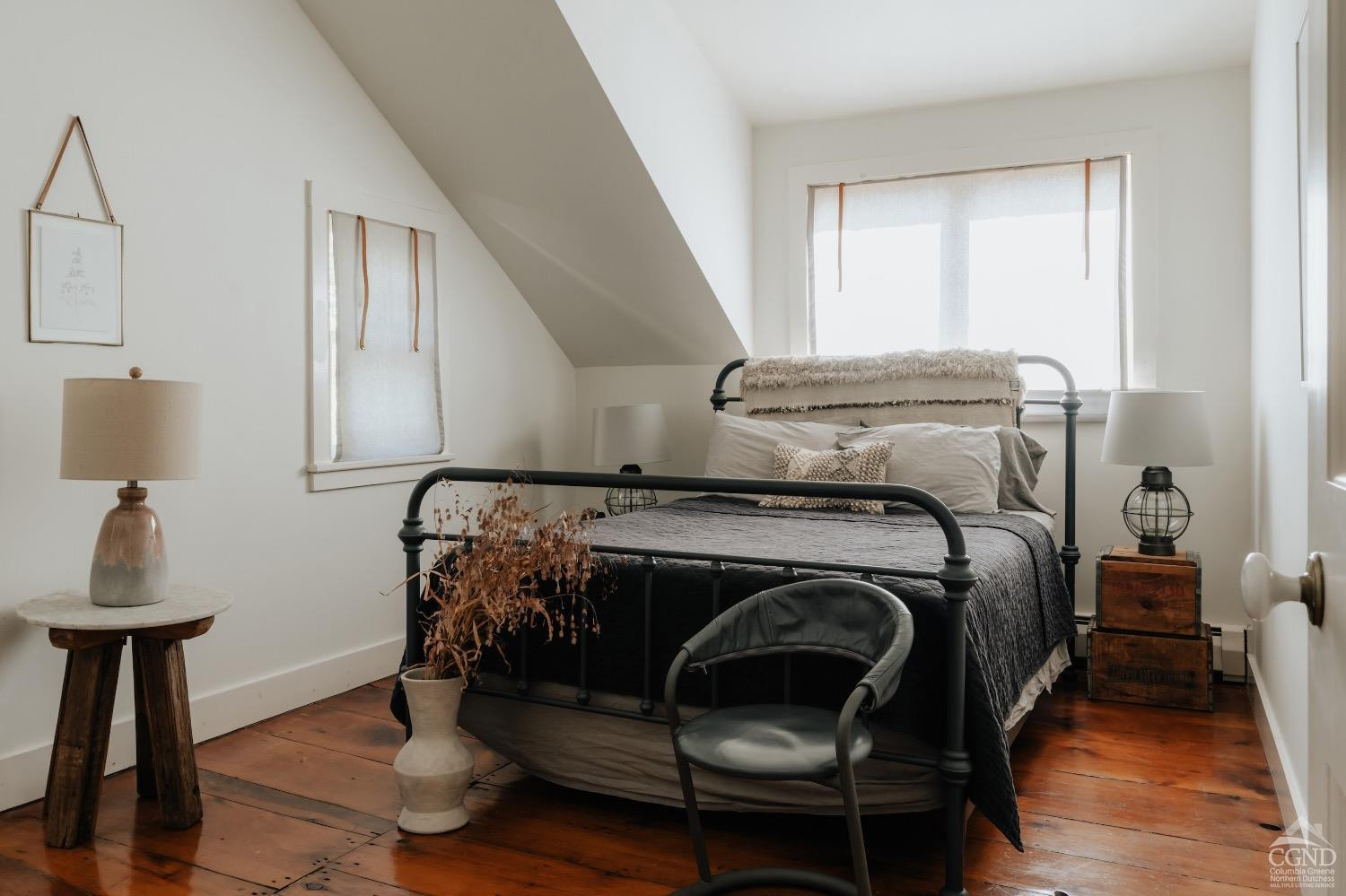 367 County Rt 2 Marbletown, NY 12404 - Photo 25 of 43 a bedroom with a bed and a window