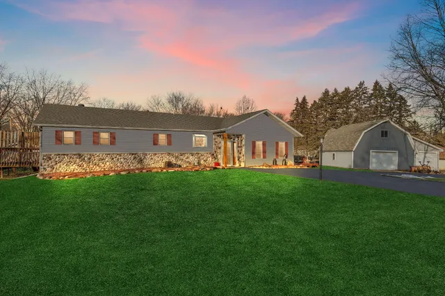 $329,900 | 12 South Beulah Vista Drive, Hebron, IN 46341