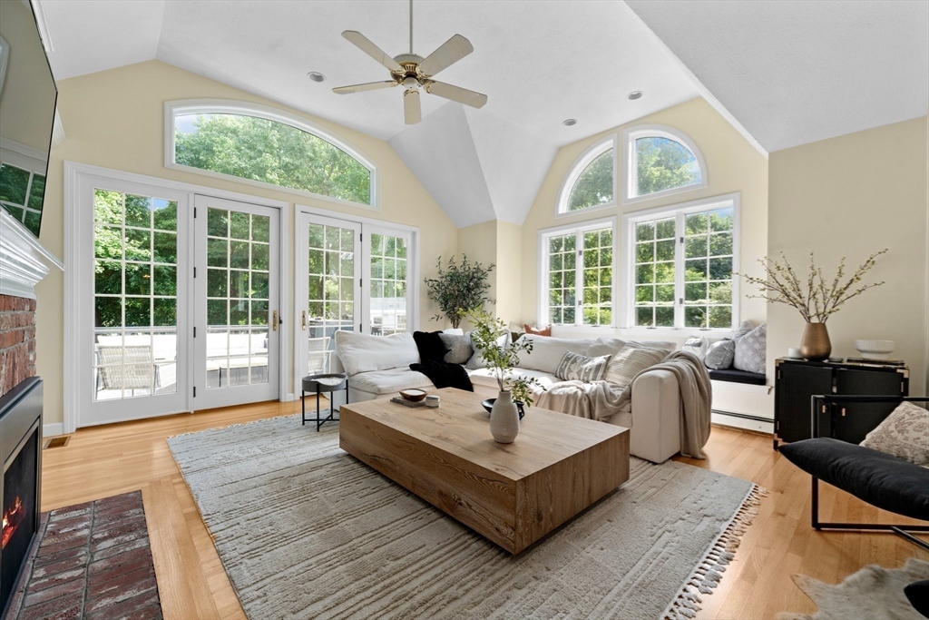 1141 Main Street Reading, MA 01867 - Photo 19 of 42