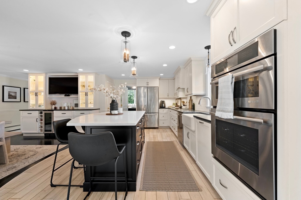 1141 Main Street Reading, MA 01867 - Photo 6 of 42