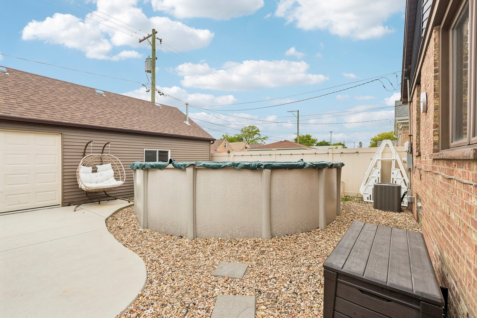 5742 South Rutherford Avenue Chicago, IL 60638 - Photo 15 of 26