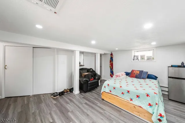 $3,300 | 1379 Garfield Place, Elizabeth, NJ 07208