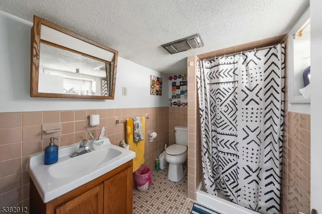 $3,300 | 1379 Garfield Place, Elizabeth, NJ 07208