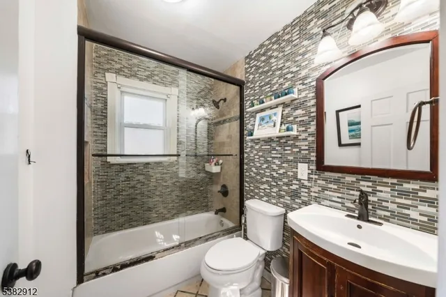 $3,300 | 1379 Garfield Place, Elizabeth, NJ 07208