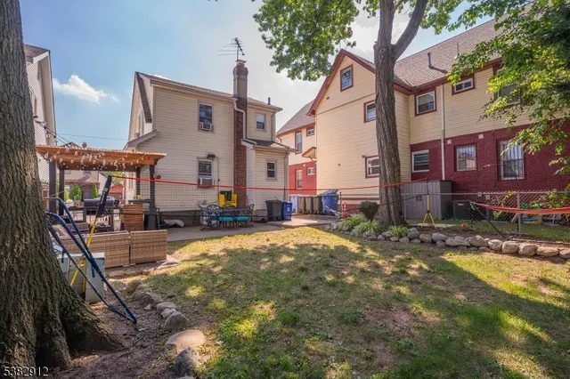 $3,300 | 1379 Garfield Place, Elizabeth, NJ 07208