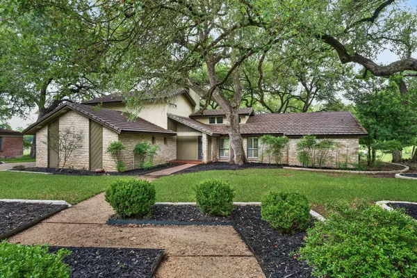$579,900 | 1301 Mill Creek Drive, Salado, TX 76571