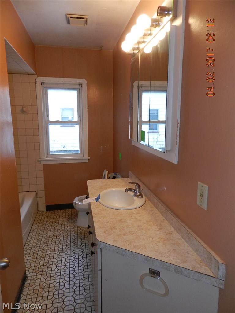 5577 Fitch Road North Olmsted, OH 44070 - Photo 12 of 20